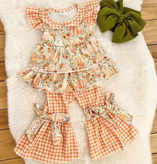 Peachy Pumpkin Outfit