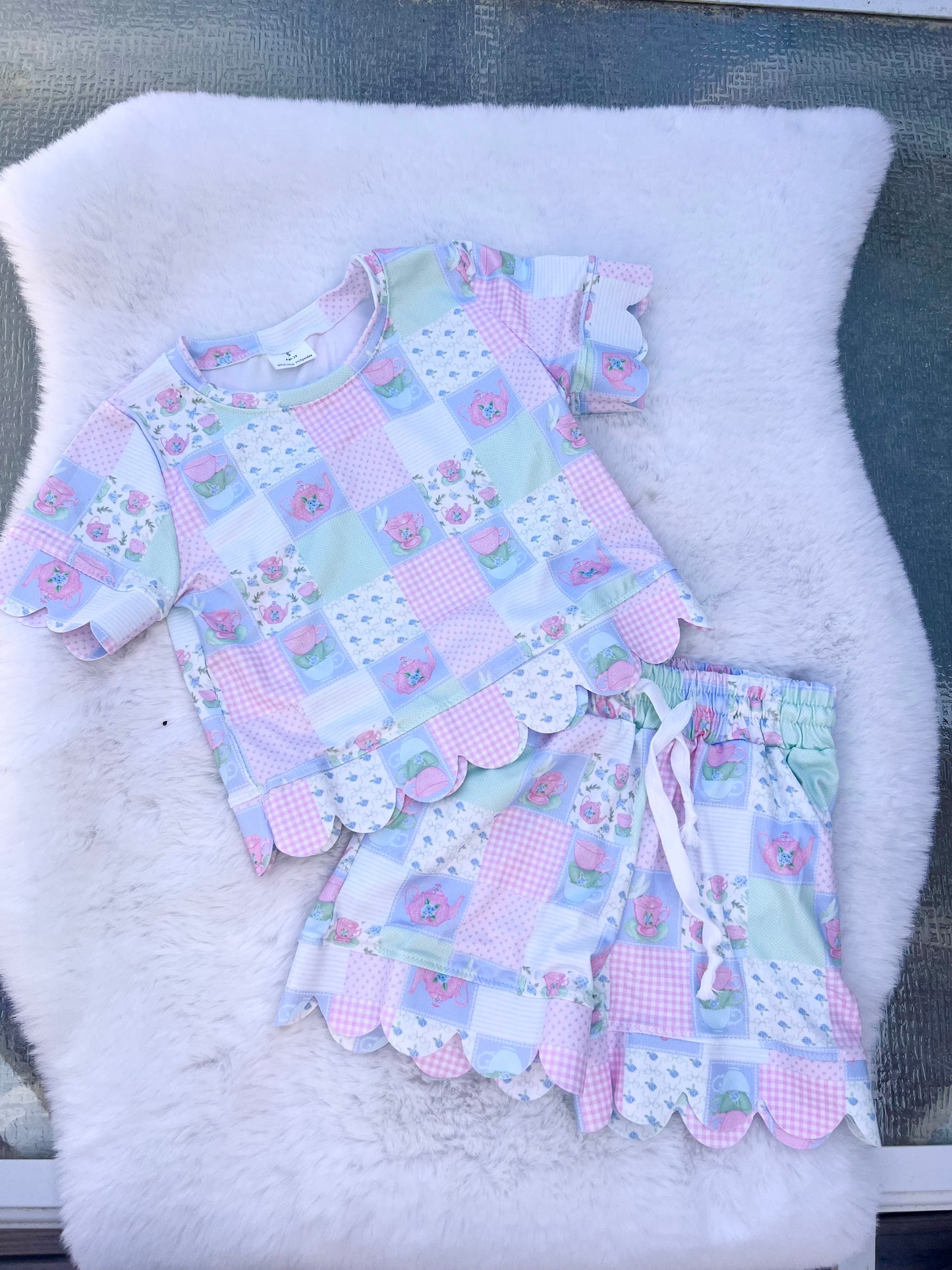 Girls Scalloped shorts set in Tea Pot Checks