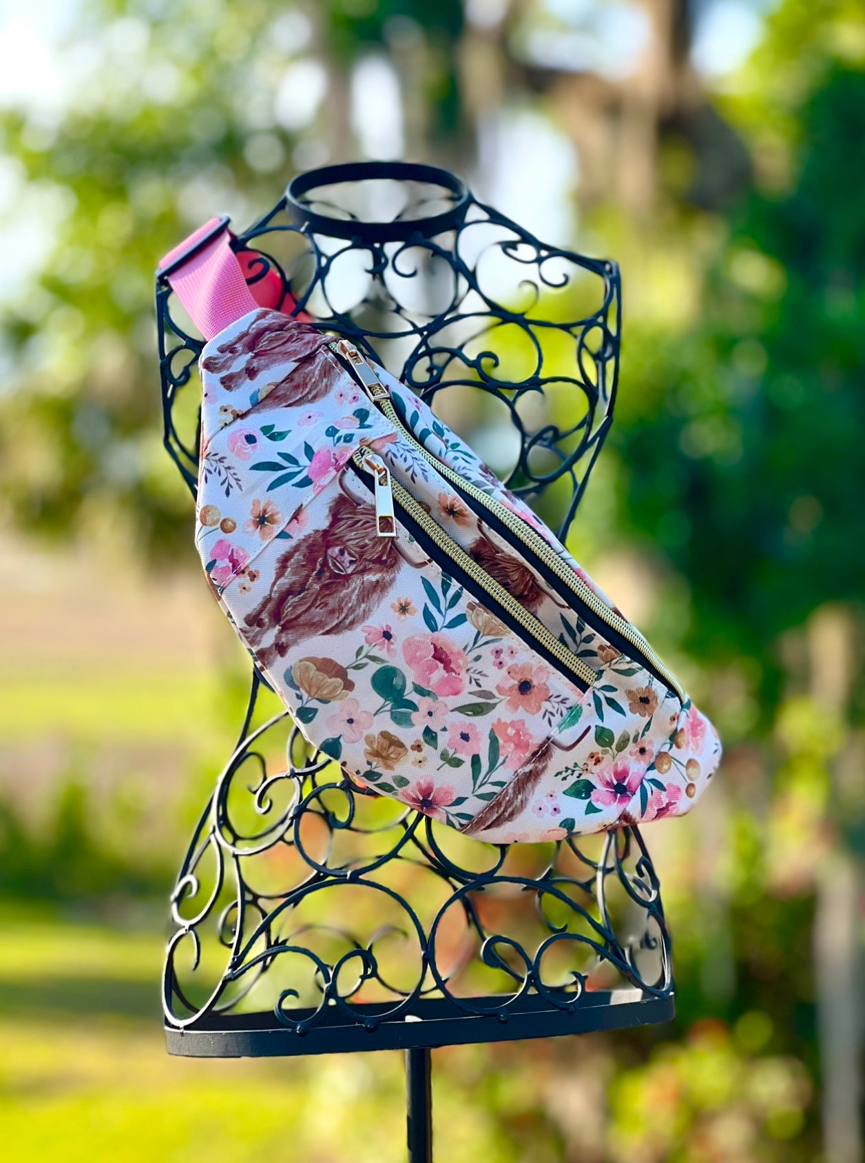 Highland cow fanny pack