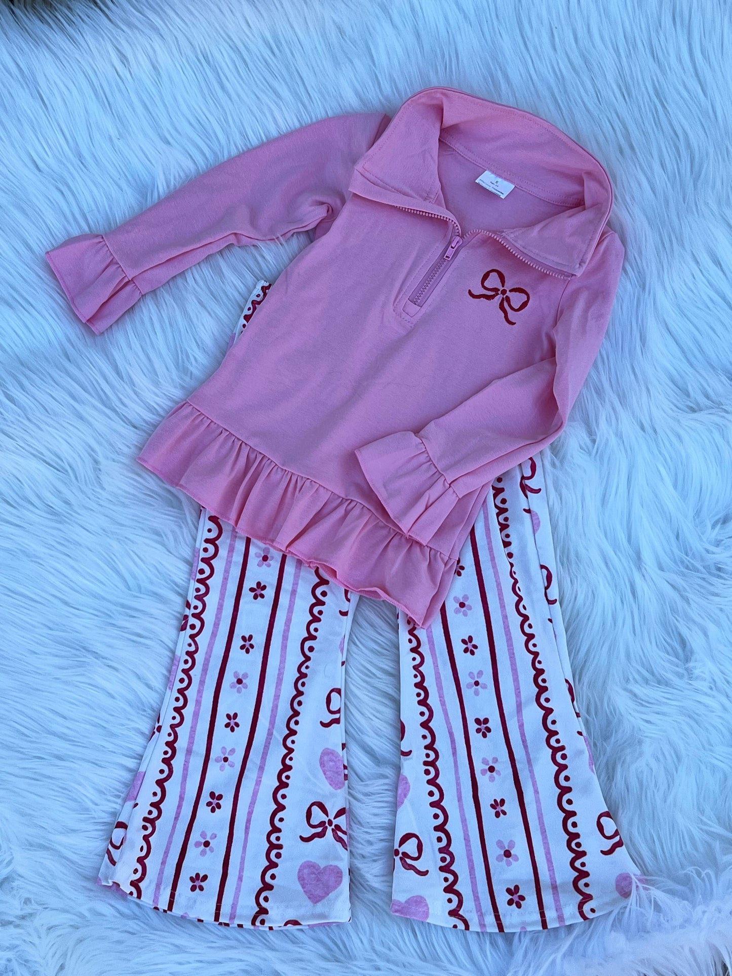 Bow and heart flare pants